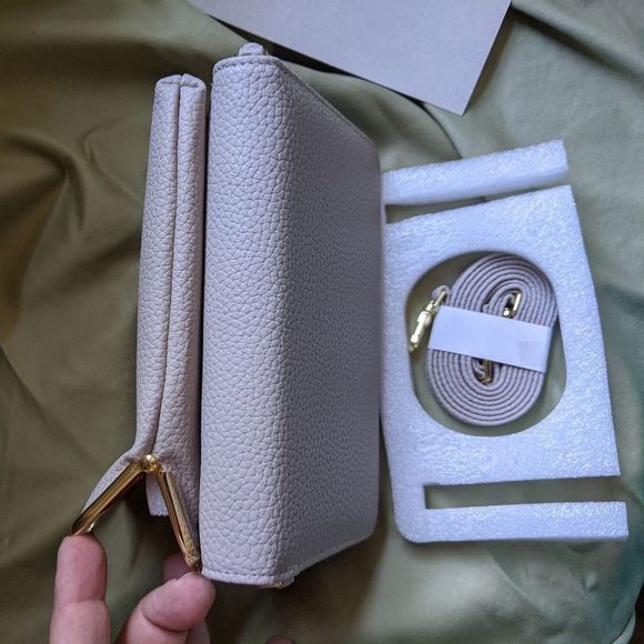 Phone Crossbody Leather Wallet - Picture 7 of 12